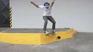 Santiago Goicoechea: Converse Chuck Pro Mid | DOCESEIS