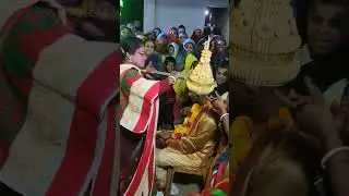 একটু ভিন্ন ভাবে জামাই বরণ পুরা মাথা নষ্ট