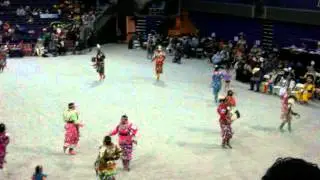 UW spring pow wow
