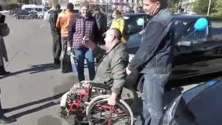 В ПРИБАЙКАЛЬЕ ПОСТРАДАВШИМ ОТ НЕСЧАСТНЫХ СЛУЧАЕВ НА ПРОИЗВОДСТВЕ ВРУЧИЛИ АВТОМОБИЛИ