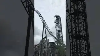 Who's brave enough to ride the world's first horror movie themed coaster, SAW - The Ride?⚙️