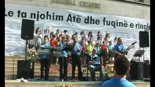 Keng te re kendoni Zotit - Altari
