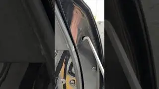 SIN FUERZA BRUTA… Sólo había que quitar un pequeño tapón para buscar el mejor acceso 😧