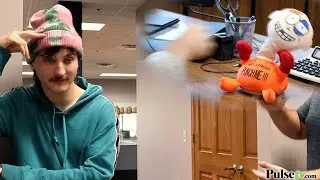 Anti-Stress Punch Me Guy with Real Screams