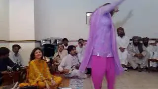 Special dancing Nadia Gul on live Nazia Iqbal best song