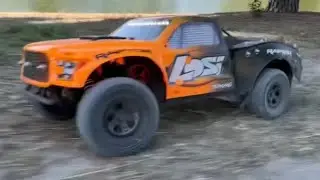 Losi Baja Rey gets stitches, #traxxas #losibajarey #teamlosiracing #rccommunity #rcbasher
