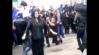 БАЛКАРЦЫ ТАНЦУЮТ!!!