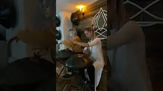 Ханг. Что за композиция?