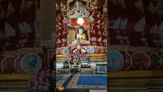 по дороге на озеро Чео Лан - красивый Храм, внутри красота