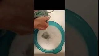 Как правильно стирать вязаные вещи 