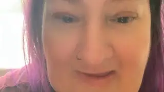 Dakota wakes mom up early
