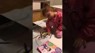 Ceylinle renkleri öğreniyoruz 2 ☺️