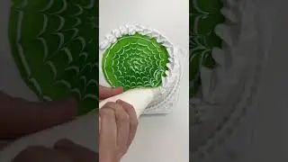 Паутинка на торте 