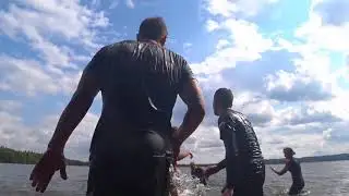 Тренировка крав-мага в воде самозащита самооборона