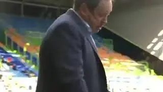 Слуцкий ходит по бровке