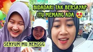 PRANK MUKUL ORANG GAK DIKENAL || SENYUMNYA CANDU BANGET💞