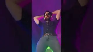 This song is such a vibe I just had to bust out the moves.
