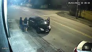 Two Hitmen Miss Every Shot From Point Blank Range!