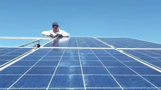 Timelapse montaje de paneles solares