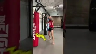What style Muay Thai elbow is your favorite?