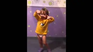 Танец моей сестры!