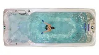 Jacuzzi® Swim Spa - How to Exercise With Gloves