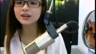 Khi Cô Đơn Em Nhớ Ai - Lương Ái Vi