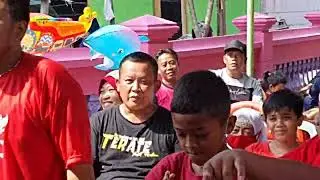 di asikin aja, anak pada joged joged