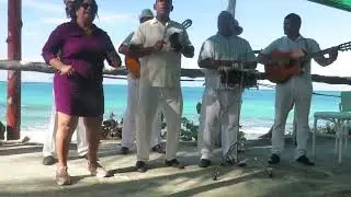 Chef's Dance : baile del chef en Playa Esmeralda