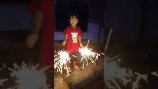 serunya main kembang api