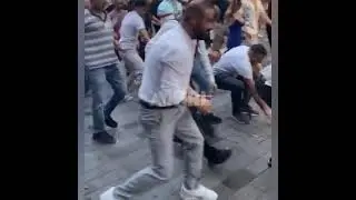 İstiklal Caddesi'nde yapılan sosyal deney yüzleri güldürdü: Taksim'de hala Türk var...