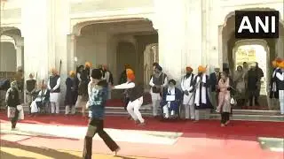 ਸੁਖਬੀਰ ਬਾਦਲ ਤੇ ਜਾਨ ਲੇਵਾ ਹ ਮ ਲਾ । ਗੋ ਲੀ ਮਾਰਨ ਦੀ ਕੋਸ਼ਿਸ਼ #sukhbirbadal #akalidal #harmindersahib