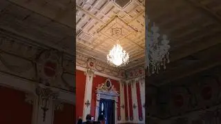 Que hay de Bueno en el palacio!. 🤔🤚