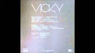 VICKY DE COLOMBIA Sola con la lluvia