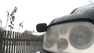 Вывод вилки электроподогрева между фарой и крылом VW Touran