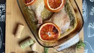 Утиные ножки в луково-апельсиновом соусе