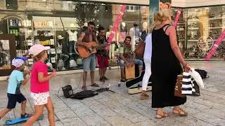 Street Music at Corfu, Kerkira, Greece, Corfu Adaları, Yunanistan'da Sokak Müziği