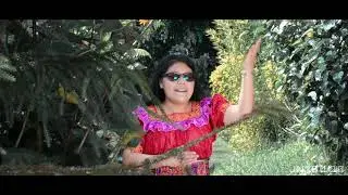 Solista Catarina Rosenda Tum Ajanel (LEVANTO MIS MANOS)