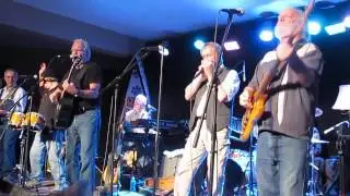 WALKING DOWN THE ROAD, The Ozark Mountain Daredevils