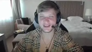 СИМПЛ О  ОТНОШЕНИЯХ С АРИНЯН😍