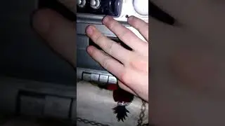 Блин я сломал магнитофон ((((