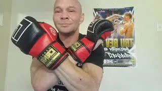 Coach Wingo Reviews The Combat Corner HMIT Mma Training Gloves. Great Mma Sparring Gloves.