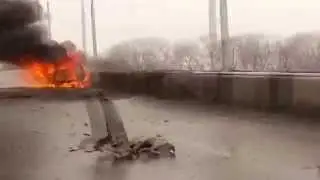 Обстрела Донецка, снаряд попал в автомобиль, погибли люди