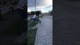 #bmx #bmxsport #automobile #bmxlife #bikelife #bmxer #tricks #bike #mtb #велосипед #sporcru бар на 2