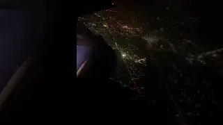 Kolkata view at night from the sky✈️✈️🌛🌌 ......(Beautiful view)