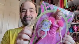 Dolls of the Week: Something wicked this way comes!! Merchandise from the new Wicked movie to share!