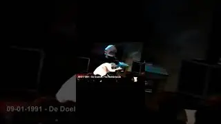 Going crazy in live show #kurtcobain #nirvana #grunge