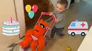 JoJo Pretend Play Toys | Oskar Pushes JoJo In Stroller And Rides Slug | JoJo Kids Show | Puppet