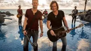 Florida Georgia Line Round Here with Lyrics