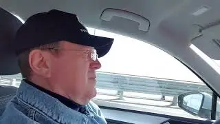 Крымский мост. "Песня мотоциклиста" автор-исполнитель Александр Фишер.